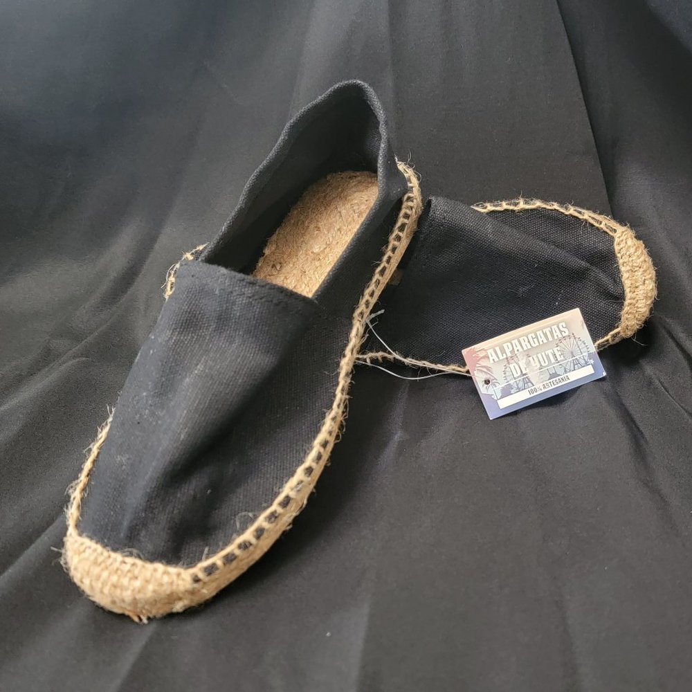 JUTE ESPADRILLES MADE IN SPAIN, EUROPEAN SIZE 36 EQUIVALENT TO 3 1/2 IN THE U.S